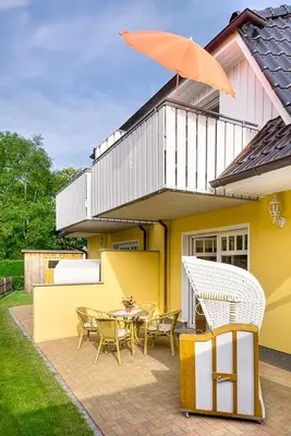 Das Gebäude in dem sich das Ferienhaus befindet