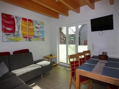 TV/Unterhaltungsangebot in der Unterkunft Semi-detached house, Zingst