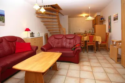 Ein Sitzbereich in der Unterkunft Reihenhaus im Ostseebad Zingst