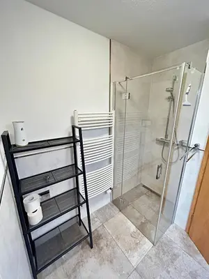 Ein Badezimmer in der Unterkunft Birkenstraße 7 Whg 1