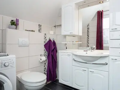 Ein Badezimmer in der Unterkunft Wiesenstraße 2 Whg 2