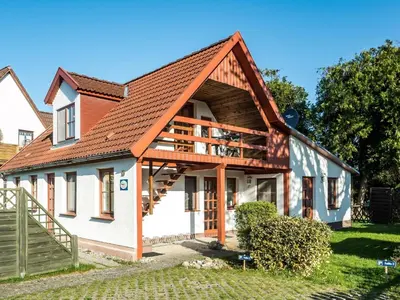 Das Gebäude in dem sich die Ferienwohnung befindet