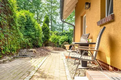 Ein Garten an der Unterkunft Mühlenstraße 13 Whg 2