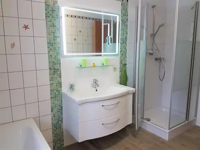 Ein Badezimmer in der Unterkunft Kranichrast 1 Whg 1