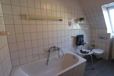 Ein Badezimmer in der Unterkunft Kranichrast 1 Whg 4