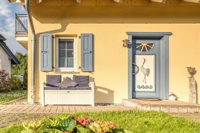 Ein Garten an der Unterkunft Huus Jette