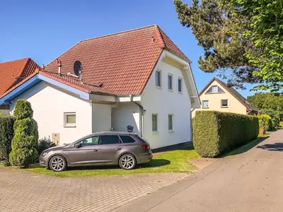 Das Gebäude in dem sich das Ferienhaus befindet