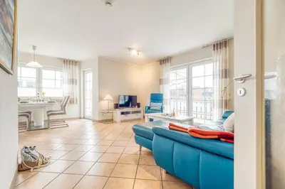 Ein Sitzbereich in der Unterkunft Friedenstraße 7 Whg 4