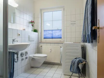 Ein Badezimmer in der Unterkunft Hafenstraße 38 Whg 5