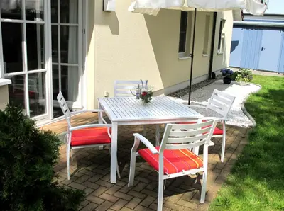 Ein Garten an der Unterkunft Sonneneck - Kavelweg 10 Whg 1