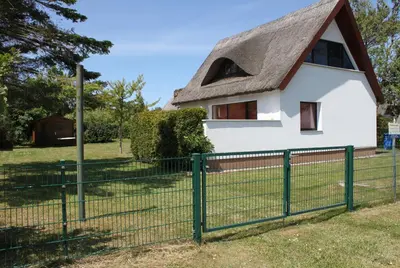 Das Gebäude in dem sich die Ferienwohnung befindet