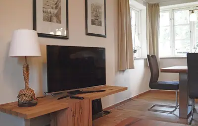 TV/Unterhaltungsangebot in der Unterkunft 2 Bedroom Cozy Home In Fuhlendorf