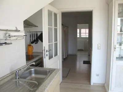 Küche/Küchenzeile in der Unterkunft Wiesenstraße 55 Whg 2 - Strandbuhne