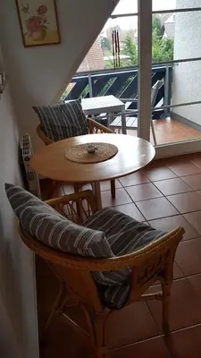 Ein Sitzbereich in der Unterkunft Birkenstraße 15b App 14
