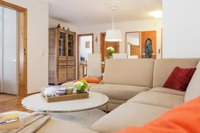 Ein Sitzbereich in der Unterkunft Birkenstraße 11a Whg 11