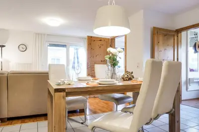 Ein Sitzbereich in der Unterkunft Birkenstraße 11a Whg 11