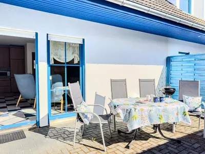 Ein Patio oder anderer Außenbereich in der Unterkunft Ostseeschwimmer