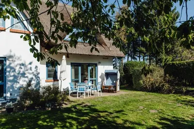 Ein Garten an der Unterkunft Bernstein