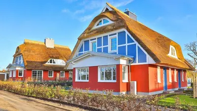 Das Gebäude in dem sich das Ferienhaus befindet