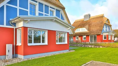 Das Gebäude in dem sich das Ferienhaus befindet