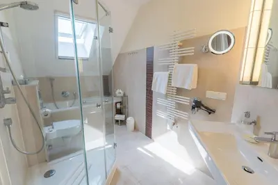 Ein Badezimmer in der Unterkunft Romantik Hotel Namenlos