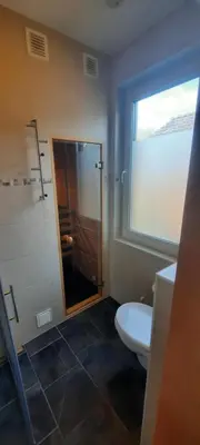 Ein Badezimmer in der Unterkunft Ferienhaus-Bodden
