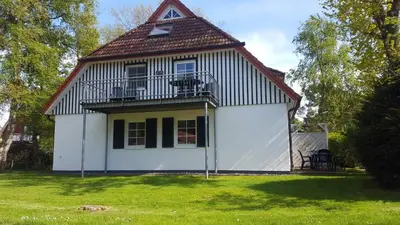 Das Gebäude in dem sich die Ferienwohnung befindet