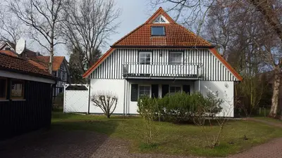 Das Gebäude in dem sich die Ferienwohnung befindet