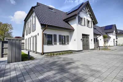 Das Gebäude in dem sich die Ferienwohnung befindet