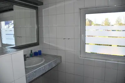 Ein Badezimmer in der Unterkunft Ostseebrise 1
