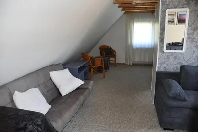 Ein Sitzbereich in der Unterkunft Ostseebrise 1