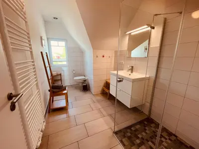 Ein Badezimmer in der Unterkunft Ferienwohnung Marie in Born