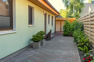 Ein Garten an der Unterkunft Meereslust EG 2L