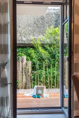 Ein Garten an der Unterkunft Sonne und Meer
