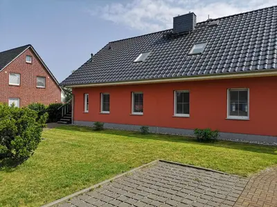 Das Gebäude in dem sich die Ferienwohnung befindet