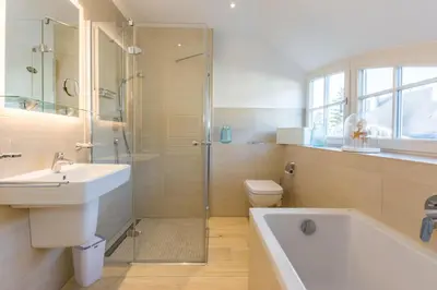 Ein Badezimmer in der Unterkunft Rosenbergsiedlung 