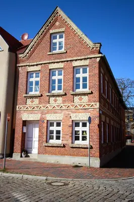 Das Gebäude in dem sich die Ferienwohnung befindet