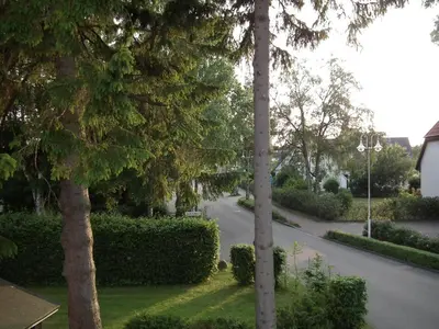 Ein Garten an der Unterkunft Lindenstrassee Haus Sonnengruß