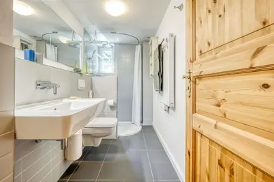 Ein Badezimmer in der Unterkunft altes Schifferhaus Paries