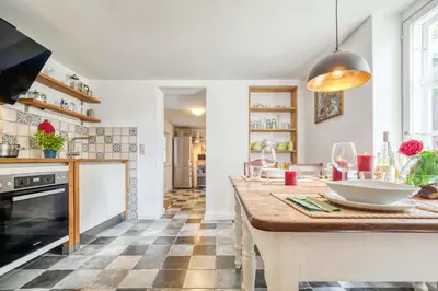 Küche/Küchenzeile in der Unterkunft altes Schifferhaus Paries