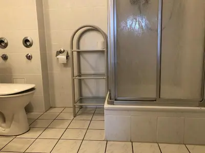 Ein Badezimmer in der Unterkunft Bahnhofstr.11 Wohnungnr.4