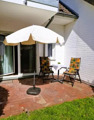 Ein Patio oder anderer Außenbereich in der Unterkunft Darsser Weg 38