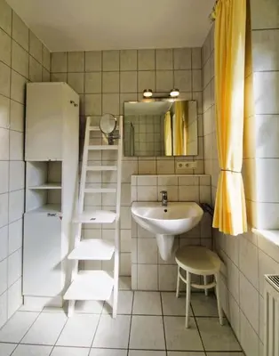 Ein Badezimmer in der Unterkunft Darsser Weg 38