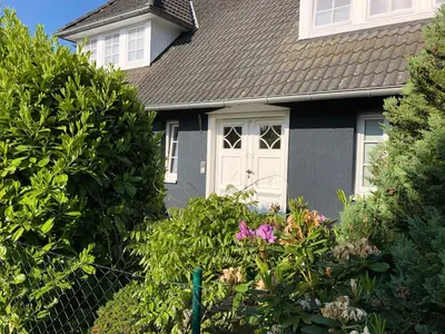 Ein Garten an der Unterkunft Urlaub in Wieck