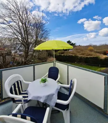 Ein Balkon oder eine Terrasse in der Unterkunft Darsser Weg 38