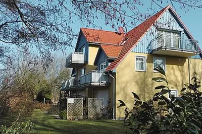 Das Gebäude in dem sich die Ferienwohnung befindet