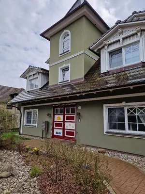 Das Gebäude in dem sich die Ferienwohnung befindet