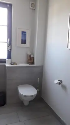 Ein Badezimmer in der Unterkunft Ferienwohnung Born am Darßwald EG