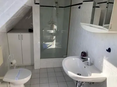 Ein Badezimmer in der Unterkunft Hafenstr.22 A Wg.5
