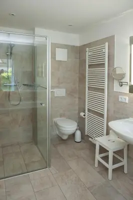 Ein Badezimmer in der Unterkunft Haus Kranichsruh Wohnung 2.1 